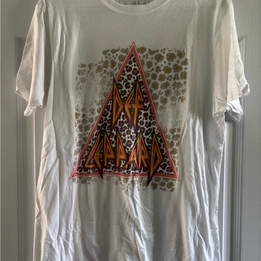 Def Leppard Graphic T-Shirt